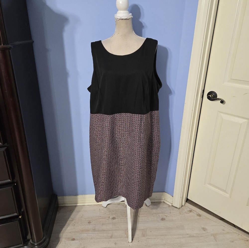 Danillo Size 22W Womens Dress